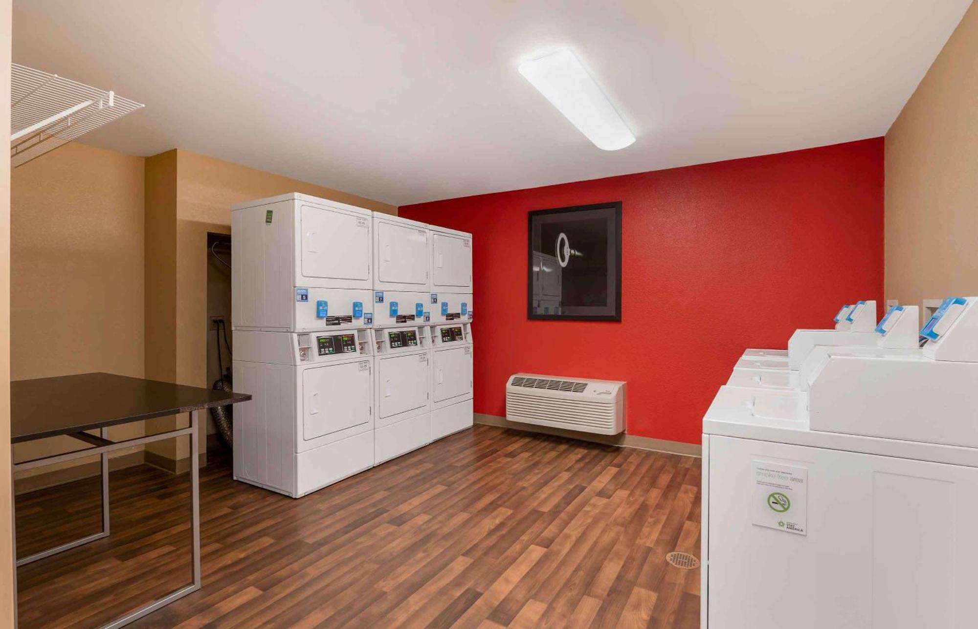 Extended Stay America Select Suites - Columbus - Worthington Εξωτερικό φωτογραφία